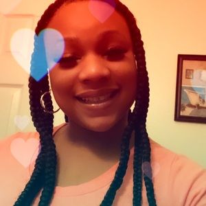 Meet your Posher, Roanna